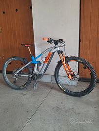 E MTB