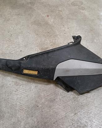 carena laterale sottosella destra NRG 