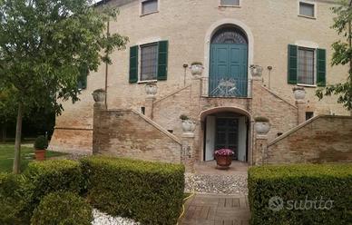 Immobile in asta di 233 m² con 2 locali a Ravenna