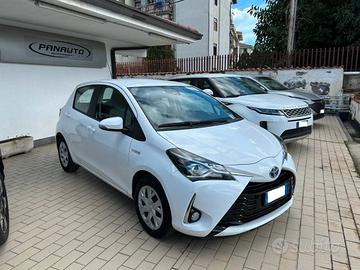 Toyota Yaris 1.5 Hybrid Business 73CV