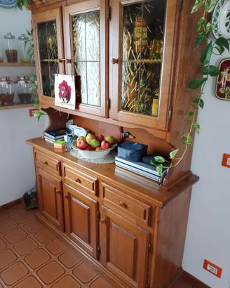Credenza con vetrina rustica