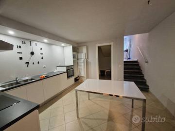 Villetta a schiera di 80 m² con 4 locali a Lucca