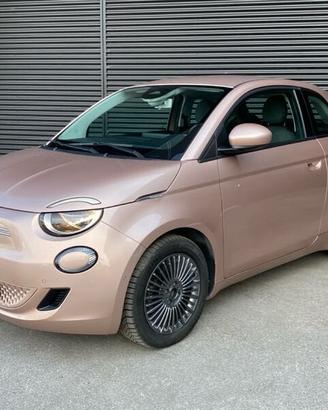 FIAT 500 Electric Icon 43 kW/Max 118 CV