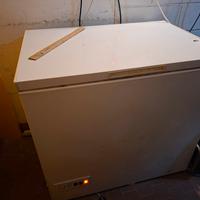 Freezer a pozzetto 210L funzionante