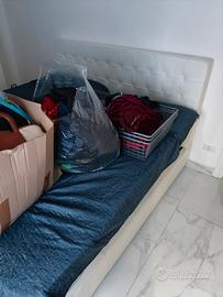 arredamento vario IN BLOCCO