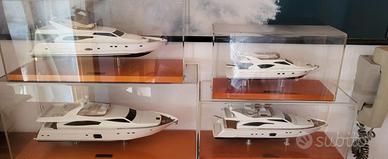 Modellini da esposizione /fiere Ferretti 700 e 500