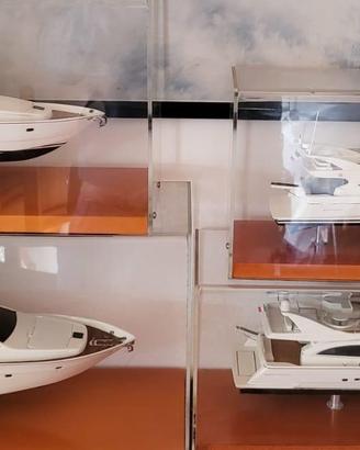 Modellini da esposizione /fiere Ferretti 700 e 500