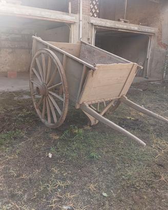 Carretto d'epoca di fine 1800