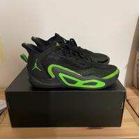 Nike Air Jordan taglia 37.5