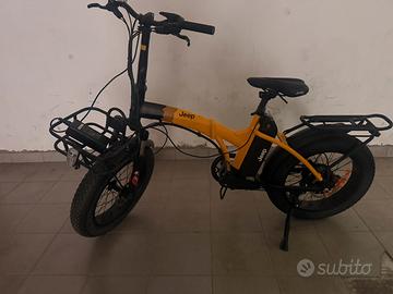Bicicletta elettrica Jeep pedalata assistita