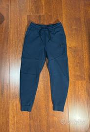 Nike tech fleece