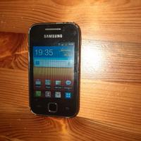 Smartphone Samsung Young