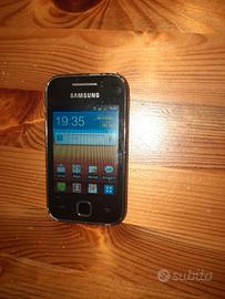 Smartphone Samsung Young