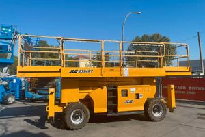 Piattaforma diesel per esterni JLG 4394RT