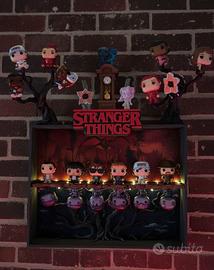 espositore stranger things kinder joy 