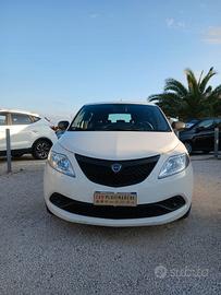 Lancia Ypsilon 1.0 FireFly 5 porte S&S Hybrid Ecoc