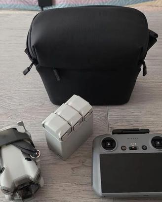 Drone DJI Mini 4 Pro Fly More Combo