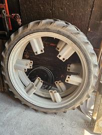 Ruote complete x trattore FIAT serie 60 (460-560)