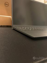 Computer Portatile Dell 15 Laptop DC15255 (NUOVO)