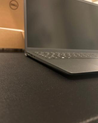 Computer Portatile Dell 15 Laptop DC15255 (NUOVO)