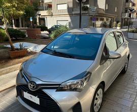 Toyota Yaris 1.0 5 porte Active