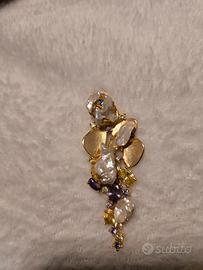 ciondolo pendente con perle fiume e pietre