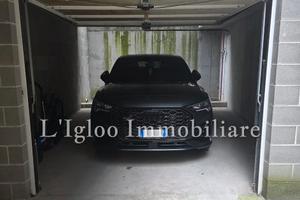 AMPIO BOX AUTO in Via Murat Campo Marzio