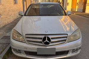 Mercedes – MARCIANTE MA CON PROBLEMA MOTORE