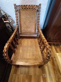 POLTRONCINA ORIENTALE IN MIDOLLINO