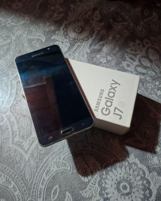 Samsung galaxy j7