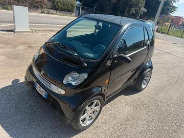Smart fortwo 450 16000km dimostrabili neopatentati