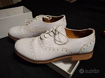 scarpe eleganti bianche