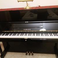 Pianoforte verticale Yamaha U1 laccato nero