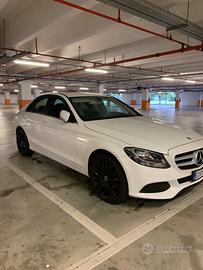 MERCEDES Classe C (W/S205) - 2015