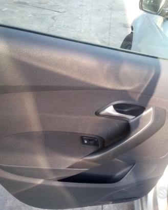 Alzavetro elettrico posteriore sx VW polo 6r