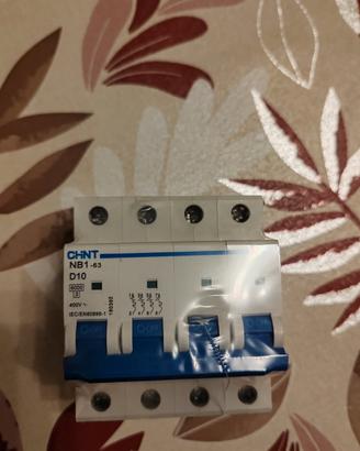 interruttore magnetotermico CHINT 32A