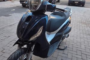 paggio beverly 300 (incidentato)