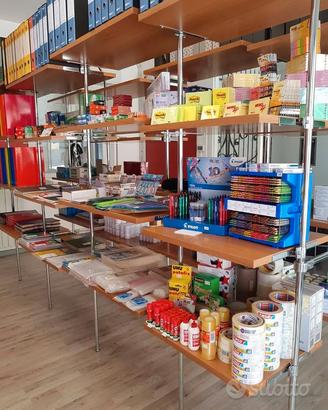 Libreria a montanti
