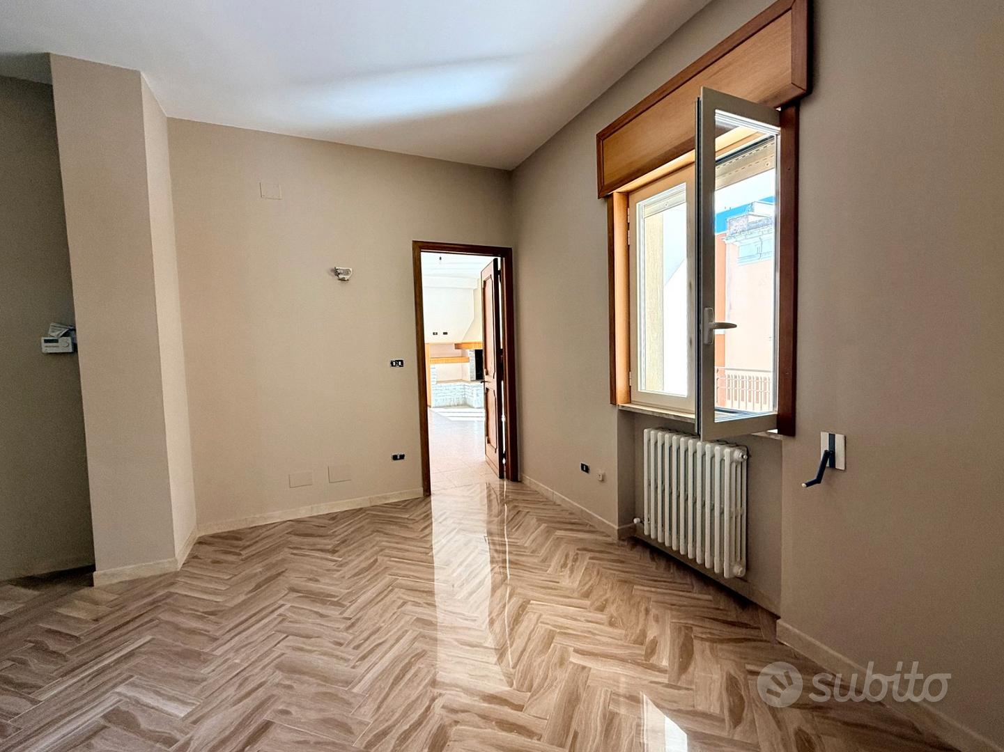 Appartamento al secondo piano ristrutturato - Vista 4