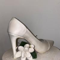 Scarpe da sposa in raso. Taglia 36/37