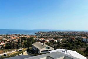 Catania/Cannizzaro, elegante appartamento di 155 m