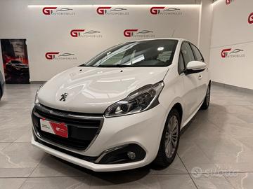 Peugeot 208 PureTech Turbo 1.2 5 porte Allure