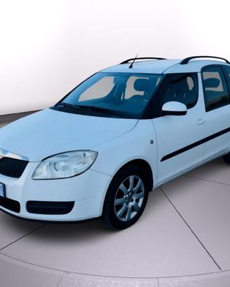 Skoda Roomster 1.2 benzina gpl anno 2010 neo paten