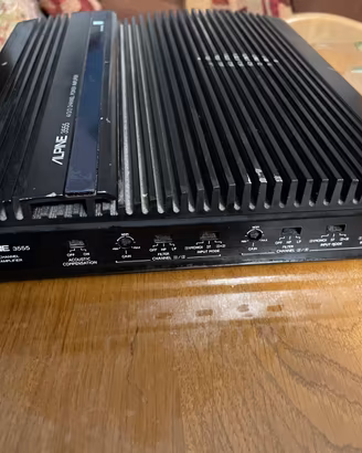 Amplificatore Alpine 3555