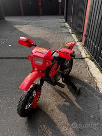 Moto cross a batteria