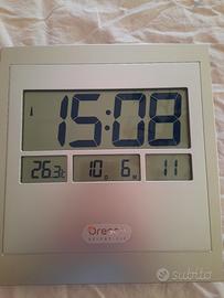 orologio digitale
