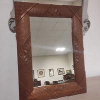 Cornice intarsiata in mogano