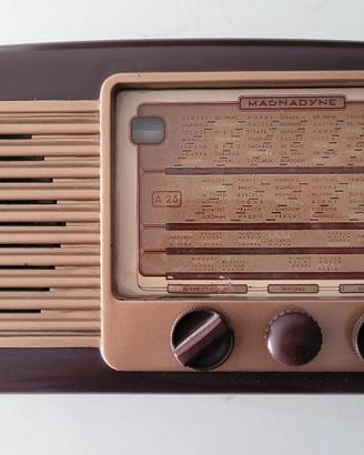 Radio vintage MAGNADYNE