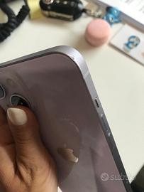 IPhone 14 viola
