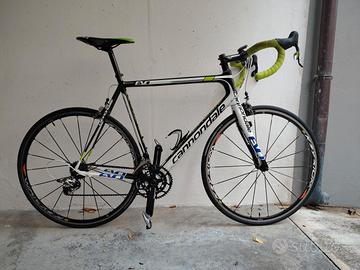 Cannondale SuperSix EVO Carbon - Sram Red